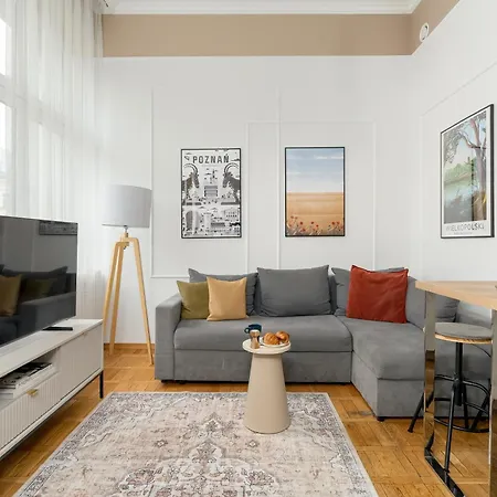 Appartement Jasne Studia Very Berry W Centrum Poznania By Renters Poznań