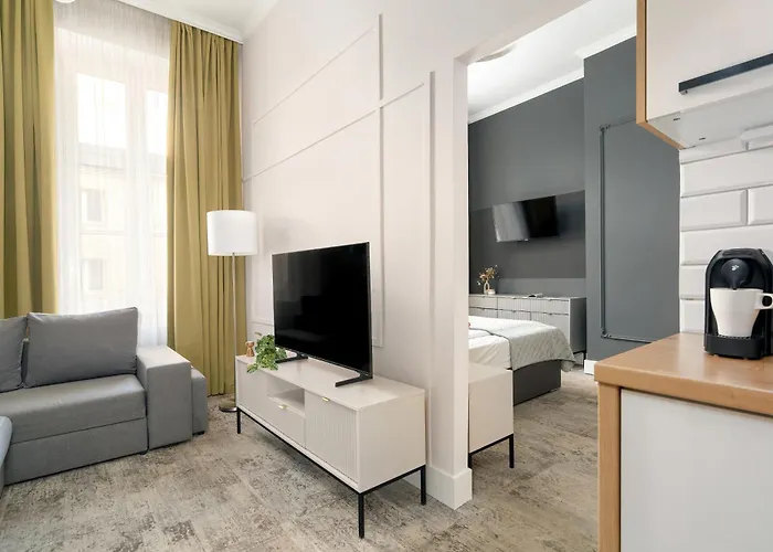 Lägenhet Jasne Studia Very Berry W Centrum Poznania By Renters *