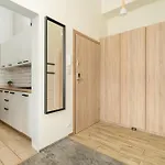 Apartment Jasne Studia Very Berry W Centrum Poznania By Renters *