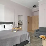 Lejlighed Jasne Studia Very Berry W Centrum Poznania By Renters Poznań