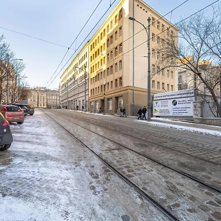 Jasne Studia Very Berry W Centrum Poznania By Renters Apartment Poznan