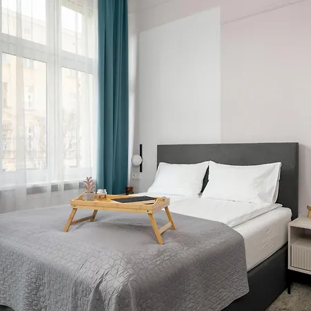 Appartamento Jasne Studia Very Berry W Centrum Poznania By Renters