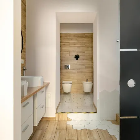 Jasne Studia Very Berry W Centrum Poznania By Renters Poznań