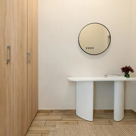 Διαμέρισμα Jasne Studia Very Berry W Centrum Poznania By Renters