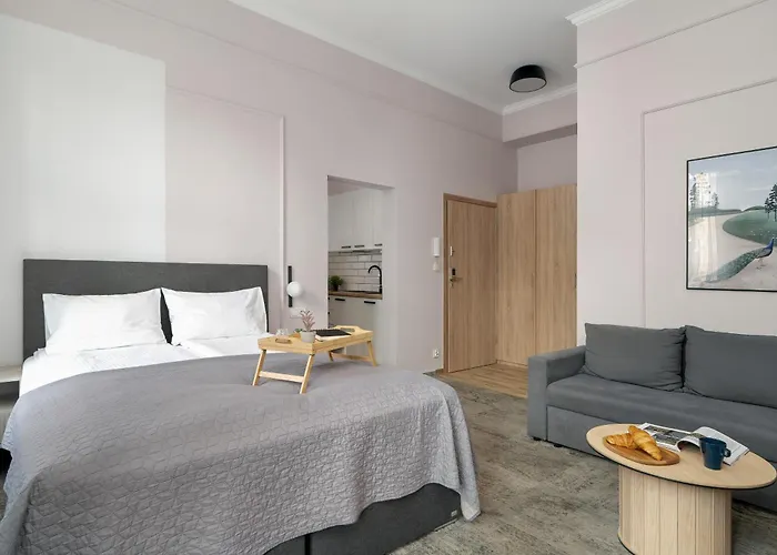 Appartamento Jasne Studia Very Berry W Centrum Poznania By Renters Poznań