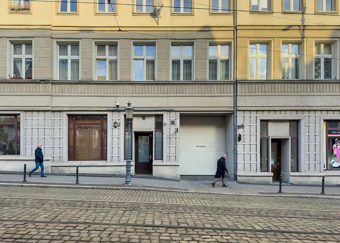 Jasne Studia Very Berry W Centrum Poznania By Renters Poznan